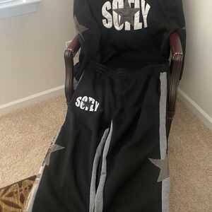 New Without Tags Men’s Jumpsuit Set Size XL